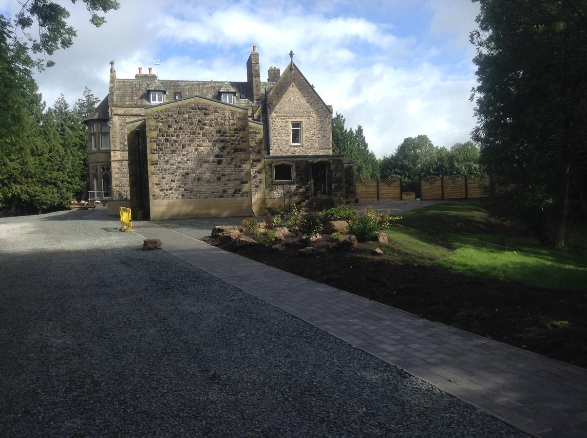 The Villa Levens Exterior photo